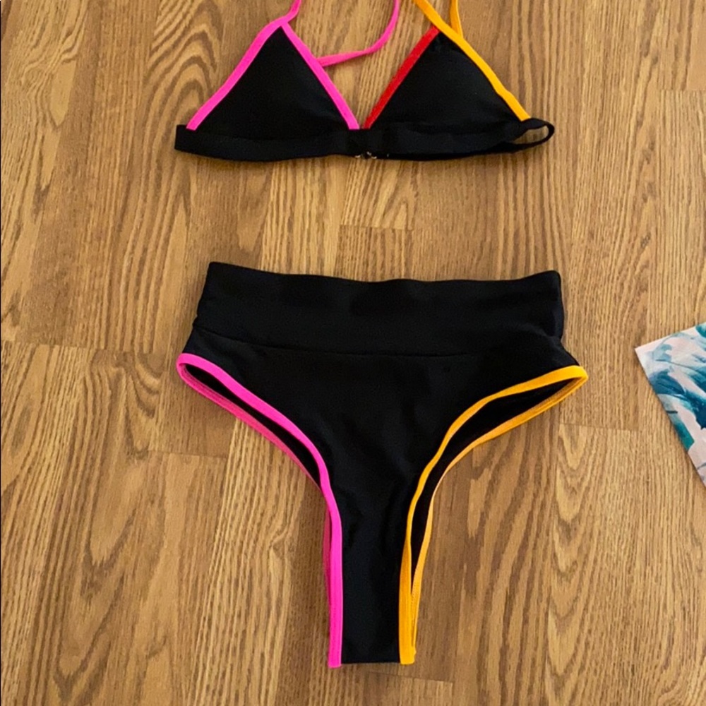 Contrast Binding Bikini